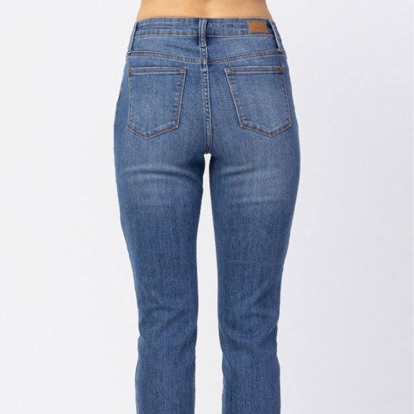 NWT - Full Size Cropped Jeans - Picture 4 of 8